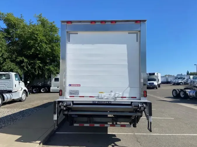 2020 FREIGHTLINER/MERCEDES M2 106