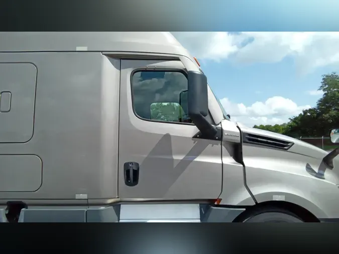 2025 Freightliner Cascadia 126642408af33c79a097aea5c4121edea43