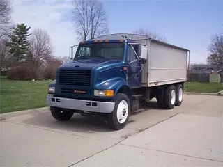 1990 INTERNATIONAL 8100