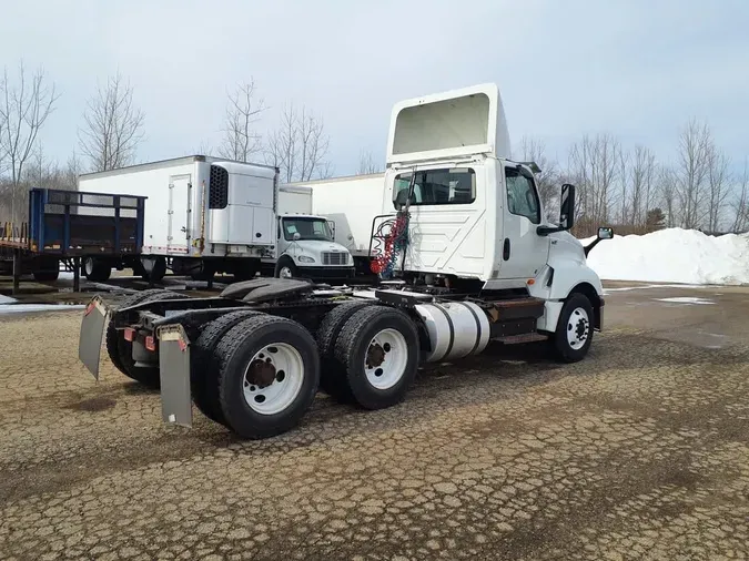 2019 NAVISTAR INTERNATIONAL LT625 DAYCAB T/A