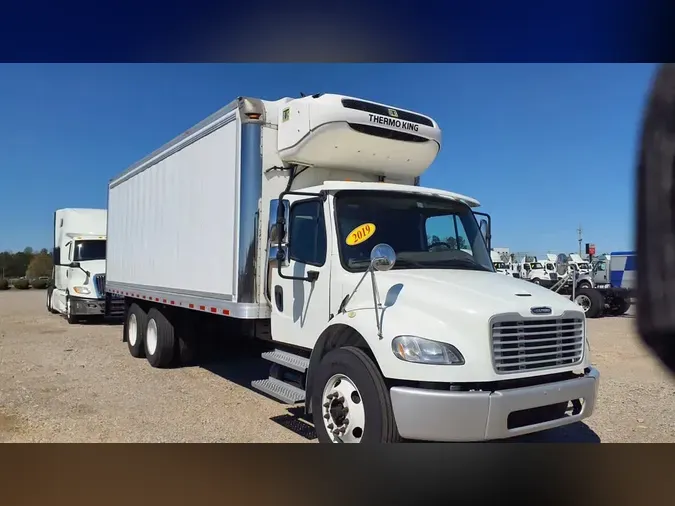 2019 FREIGHTLINER/MERCEDES M2 106