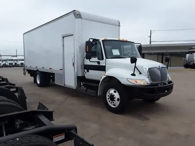 2019 NAVISTAR INTERNATIONAL 4300 SBA