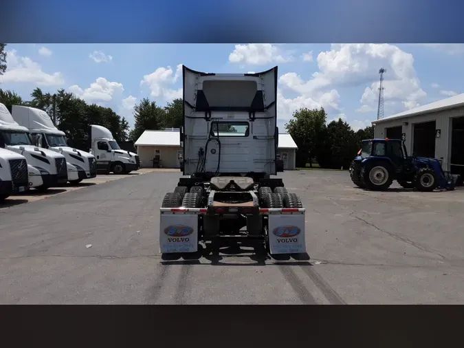 2018 Volvo VNL300