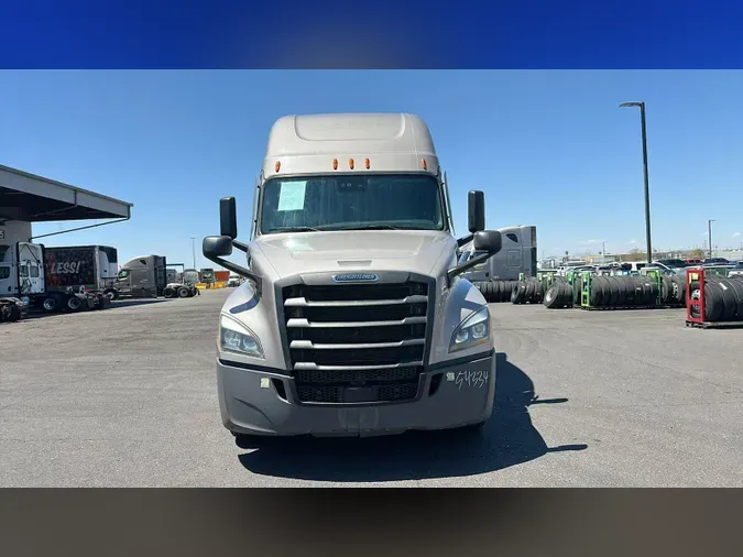 2023 Freightliner Cascadia 126643435b2673a714b2765bec57c8b794b
