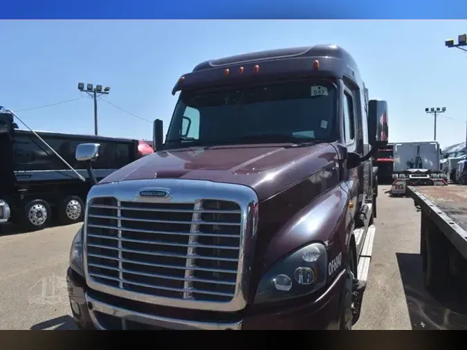 2016 FREIGHTLINER CASCADIA 125