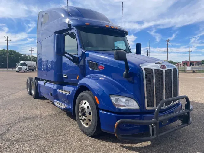 2022 Peterbilt 579