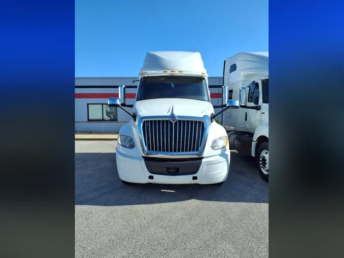 2019 NAVISTAR INTERNATIONAL LT625 SLPR CAB