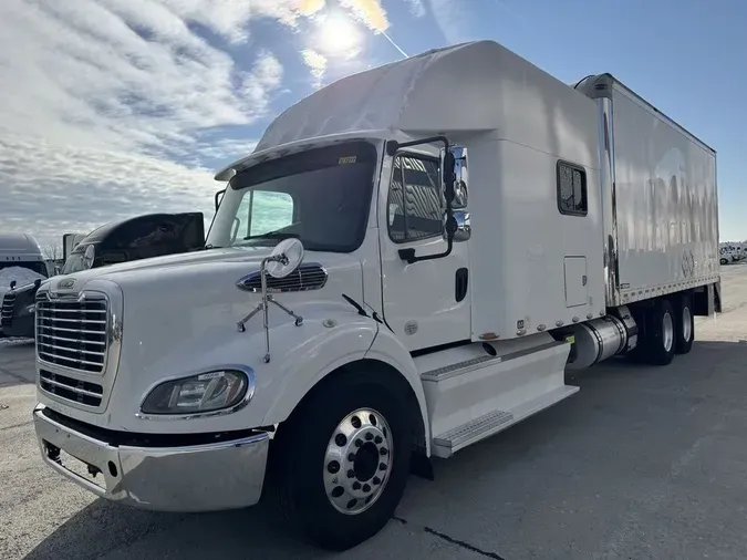 2019 Freightliner M2 112