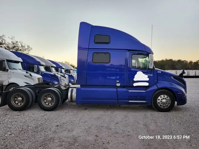 2020 VOLVO VNL64T860