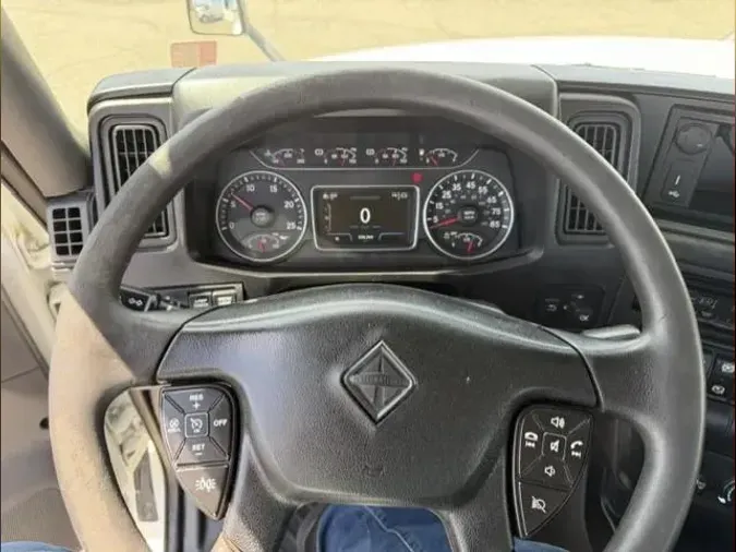 2019 International LT625