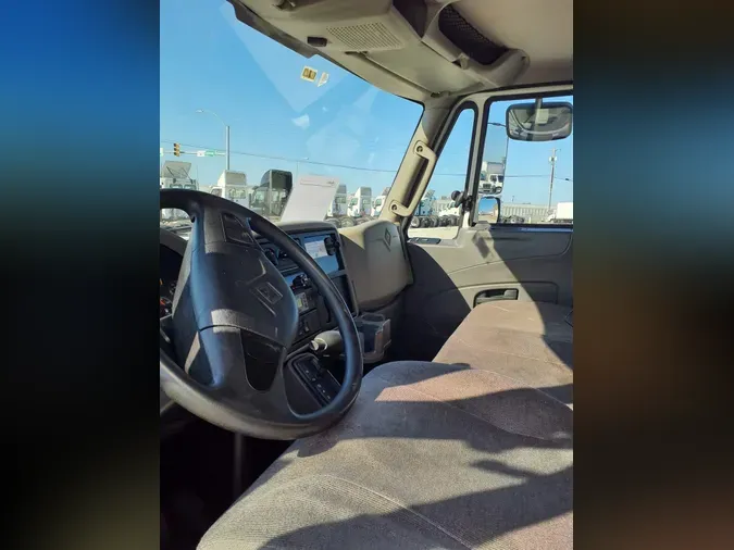 2019 NAVISTAR INTERNATIONAL 4300