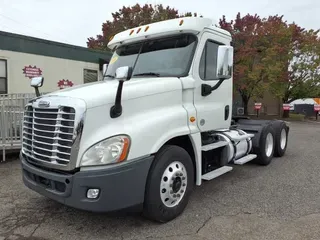 2018 FREIGHTLINER/MERCEDES CASCADIA 125