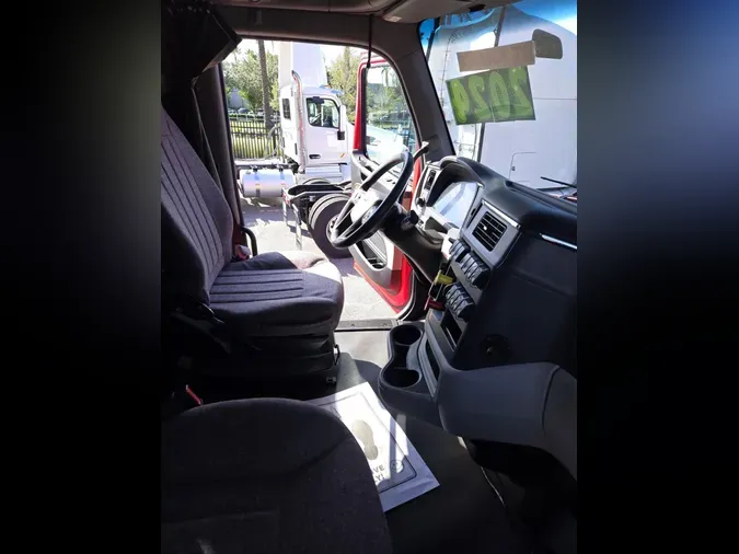 2024 Peterbilt 579
