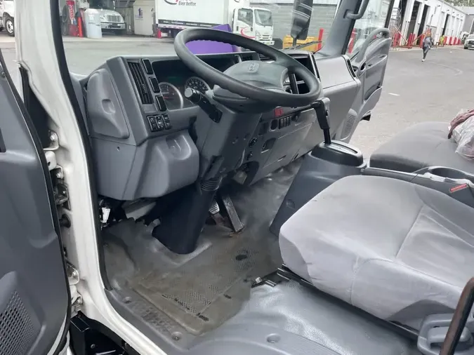 2018 ISUZU NPR
