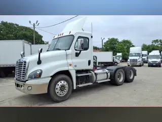 2020 FREIGHTLINER/MERCEDES CASCADIA 125