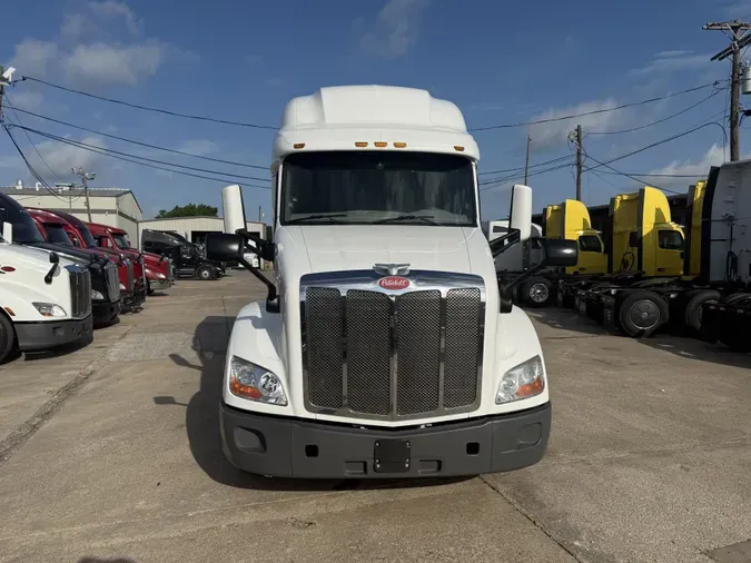2021 Peterbilt 579