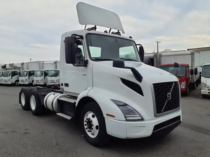 2019 VOLVO VNL