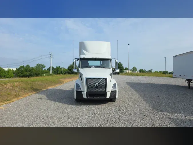 2019 Volvo VNL300