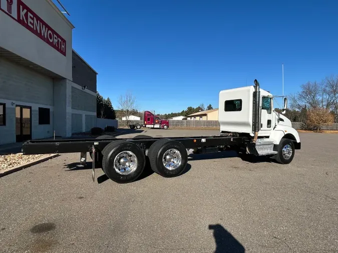 2019 Kenworth T440