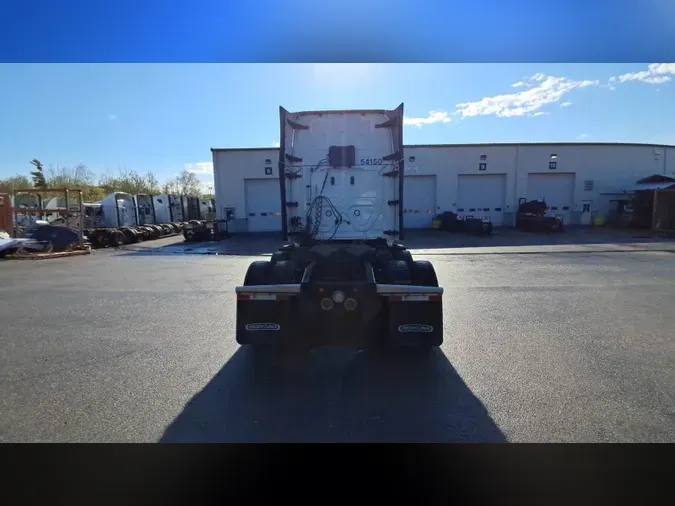 2023 Freightliner Cascadia 126