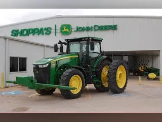 2018 John Deere 8320R