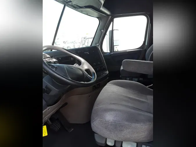 2019 FREIGHTLINER CASCADIA 125