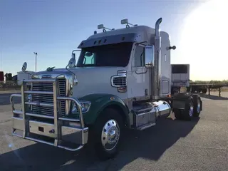 2015 FREIGHTLINER CASCADIA