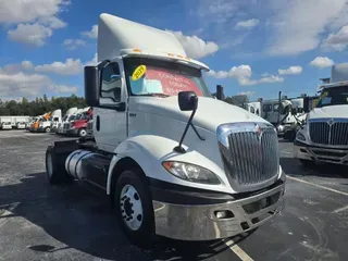 2019 NAVISTAR INTERNATIONAL RH613 DAYCAB S/A