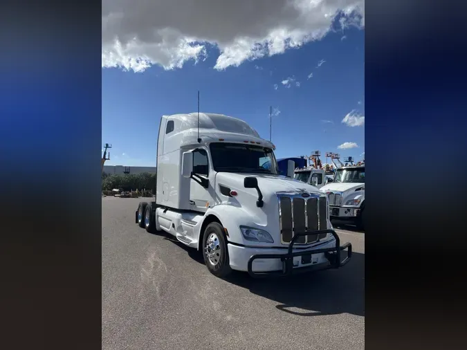 2022 Peterbilt 579