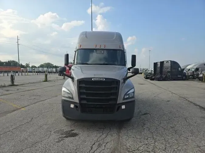 2023 Freightliner Cascadia