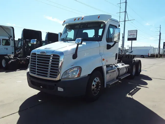 2019 FREIGHTLINER/MERCEDES CASCADIA 1256463bb8b6e104885bf4ccec97fca10c9