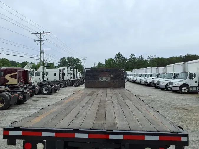 2017 FREIGHTLINER M2 106
