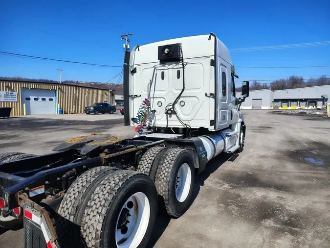 2020 FREIGHTLINER/MERCEDES CASCADIA 1256468294d437abb60e47d14eb6ebefedc