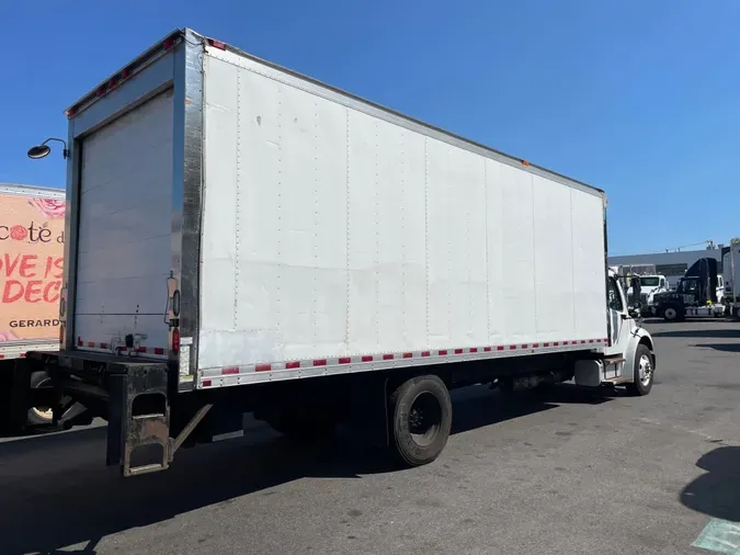 2016 FREIGHTLINER/MERCEDES M2 106