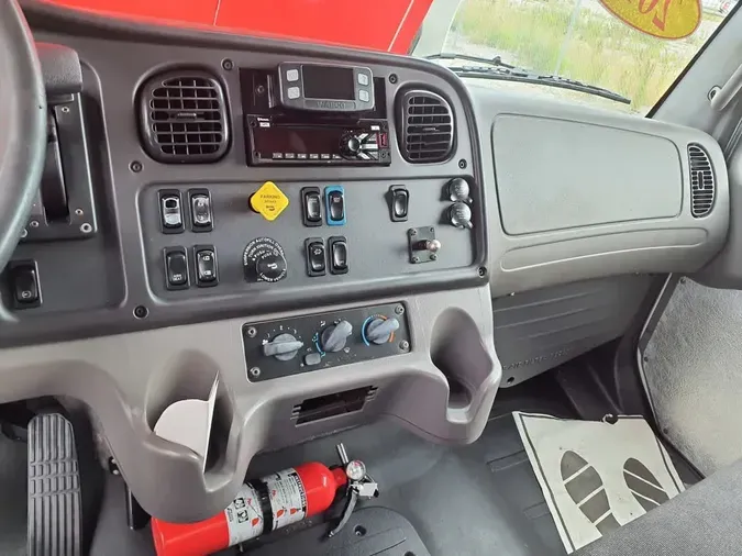 2018 FREIGHTLINER/MERCEDES M2 106646c666a98b3e6719ad541432d9a31c6