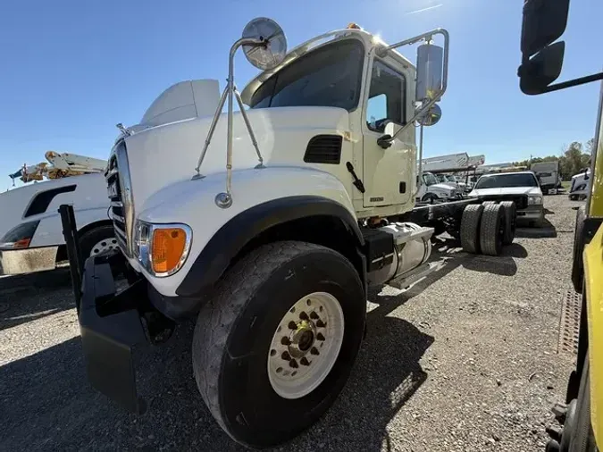 2007 MACK GRANITE CV713