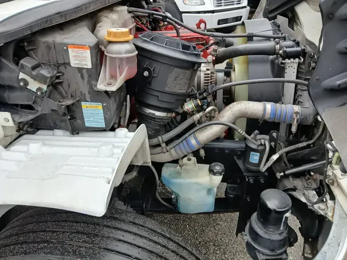 2021 FREIGHTLINER/MERCEDES M2 1066470e7672c3b765e2a8e5c00537f9c7f