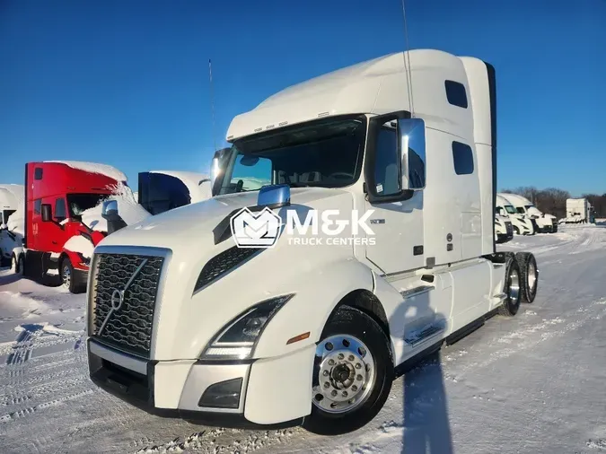 2025 VOLVO VNL64T760647130720f2493ce4dcddb5abd830aad