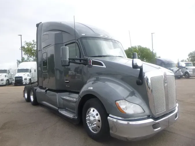 2022 Kenworth T680