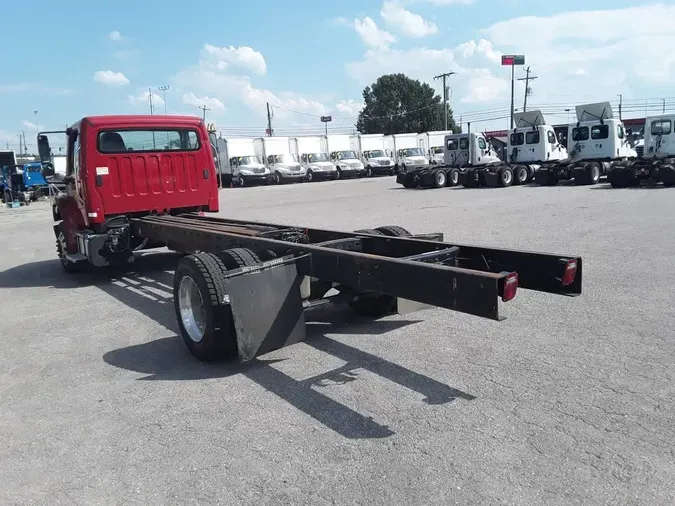 2019 FREIGHTLINER/MERCEDES M2 1066471a04d638e4f21399852ea4493ee84