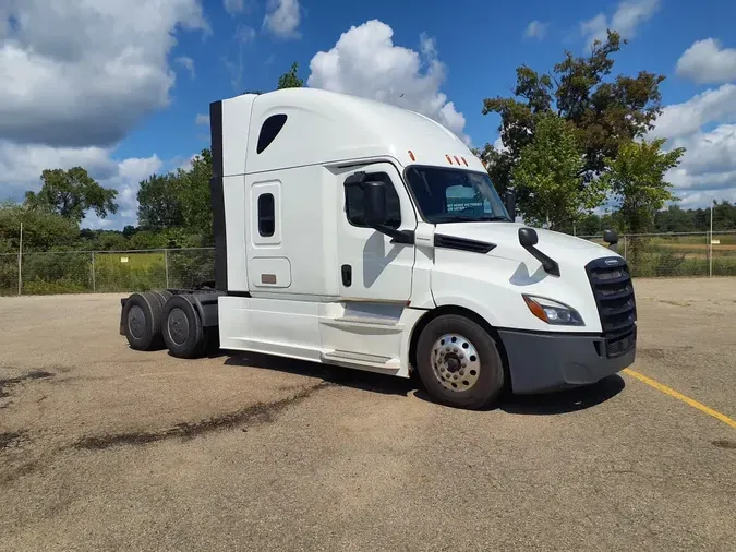 2020 FREIGHTLINER NEW CASCADIA PX12664