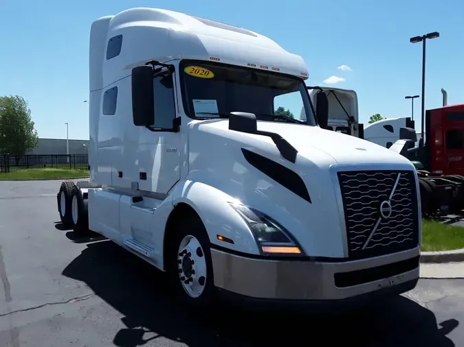 2020 VOLVO VNL64T-760