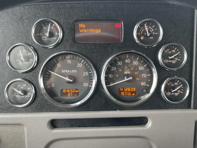 2022 Peterbilt 389