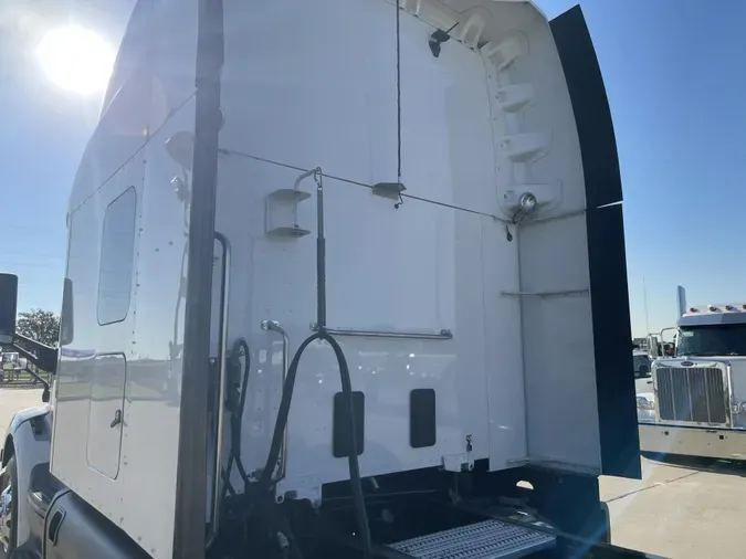 2021 Peterbilt 579