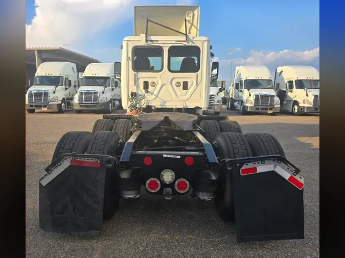 2016 FREIGHTLINER/MERCEDES CASCADIA 125