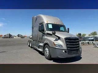 2025 Freightliner Cascadia 126