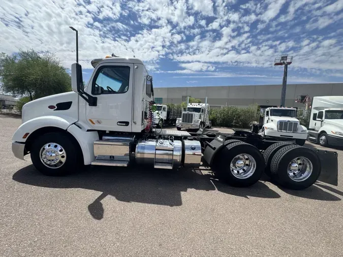 2022 Peterbilt 579