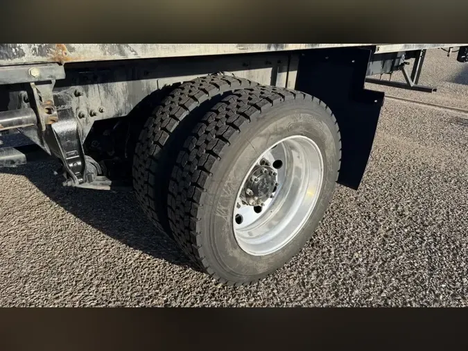 2020 FREIGHTLINER/MERCEDES M2 106