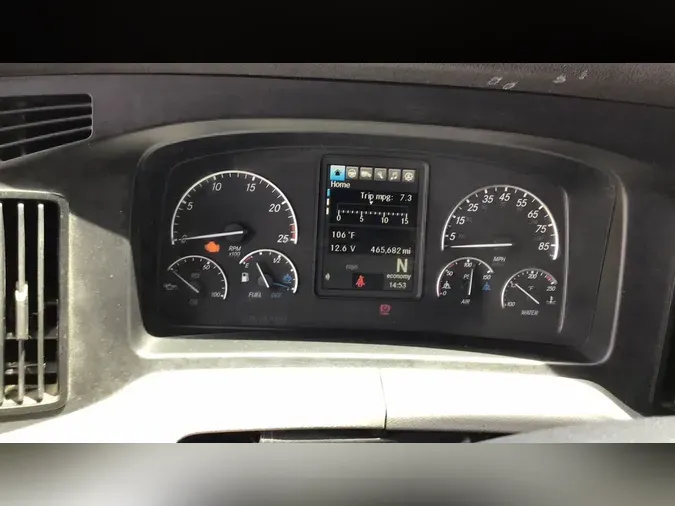 2021 Freightliner Cascadia 126