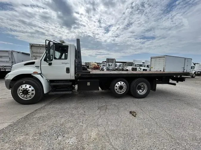 2013 INTERNATIONAL DURASTAR 4300